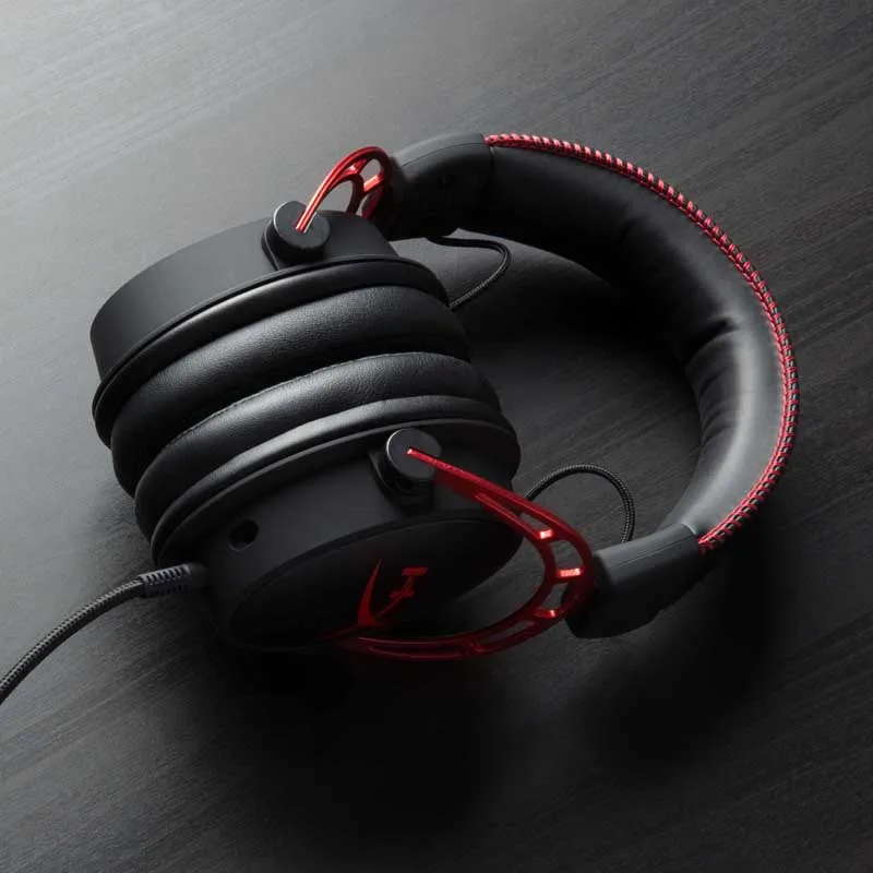 سماعة الألعاب الرياضية الإلكتر - مراجعة Pc Gaming Cloud Free وسعره