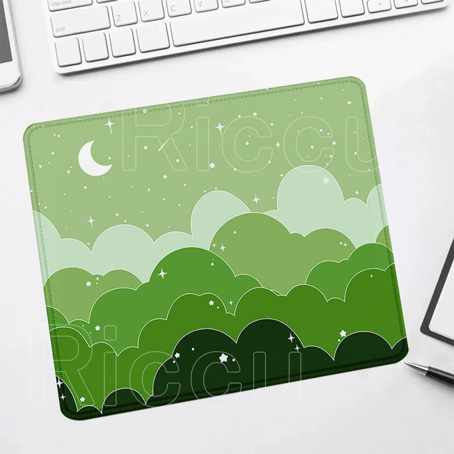 لوحة ماوس صغيرة الحجم بتصميم س - مراجعة Pc Gaming Cloud Free وسعره
